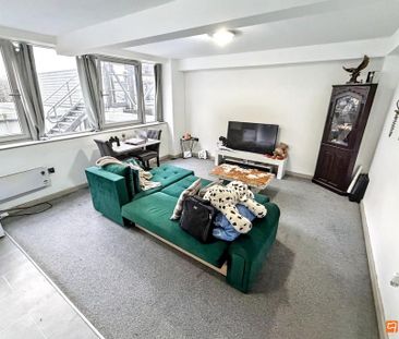 2 bedroom maisonette to rent - Photo 1