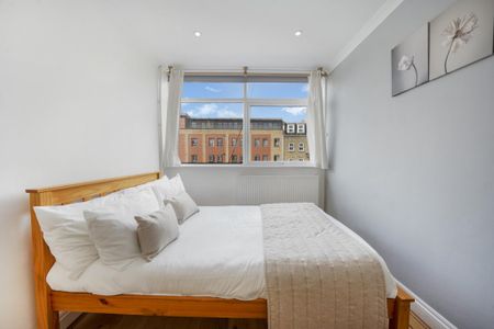 4 bedroom apartment to rent - Photo 3