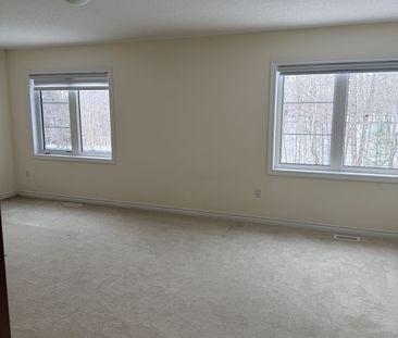 For Lease - 174 Rosanne Circle, Wasaga Beach, Ontario - Photo 4