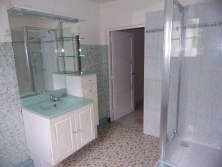 Location maison 4 pièces 90.84 m² à Fontaine-Bellenger (27600) - Photo 4