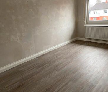 Mehr Platz zum Wohlfühlen – 3-Zimmer mit 71 qm und Balkon - Photo 2