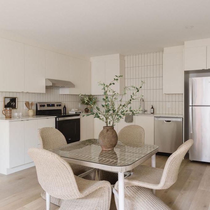 IMMEUBLE NEUF - Électros (5), wifi, a/c, stationnement (1) inclus - 3 1/2 ET 4 1/2 neufs à louer - Saint-Jérôme - Photo 1