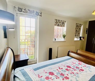 3 bedroom end of terrace house to rent - Photo 5