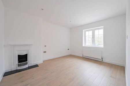 5 bedroom semi-detached house to rent - Photo 3