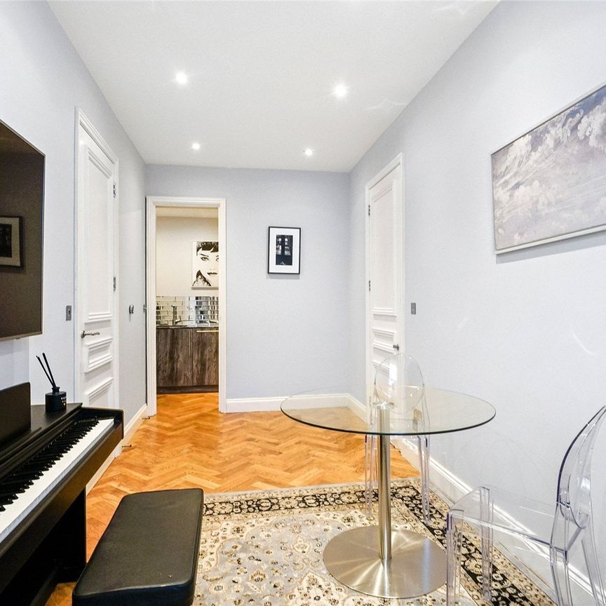 Eccleston Square, London, SW1V flat to rent - Photo 1