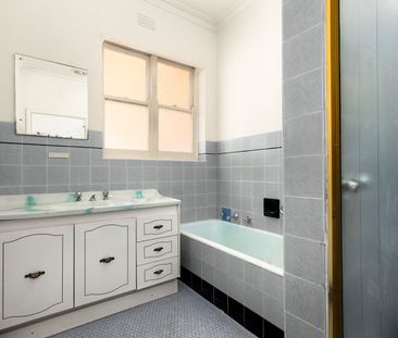 1 Libra Street, Balwyn North VIC 3104 - Photo 6