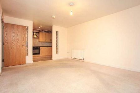 1 bedroom flat to rent - Photo 4