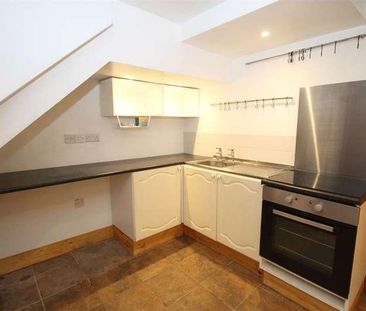 Flat B, Preston Street, Faversham, ME13 - Photo 3