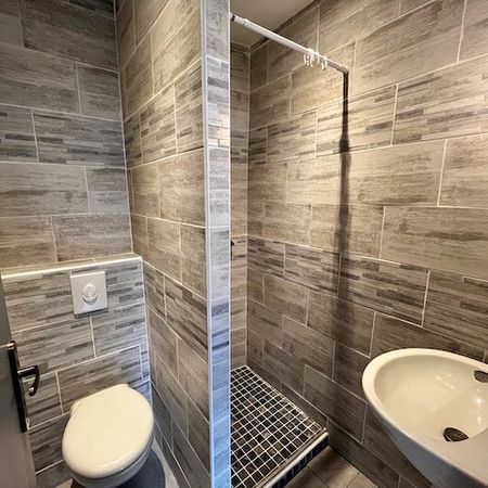 Location Appartement 2 pièces 42m² - Photo 4