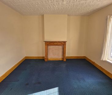 4 bedroom terraced house to rent - Photo 3