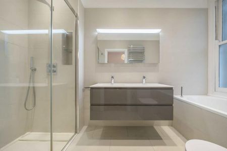 5 bedroom flat to rent - Photo 2