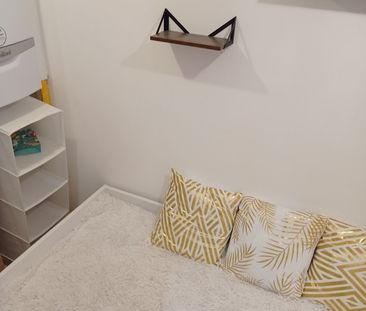 Room in a Shared House, Wetherell Road, E9 - Photo 3