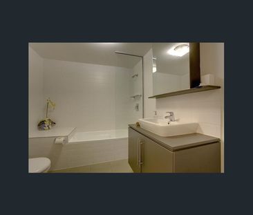 Convenient City Living - 3/8-32 Stanley Street, Townsville - Photo 3