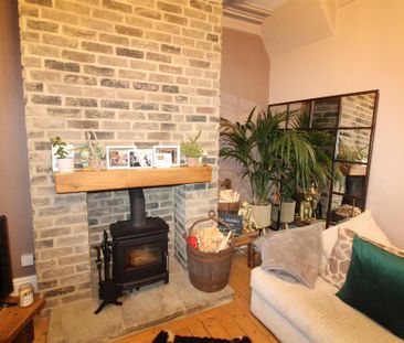 2 bedroom detached house to rent - Photo 2