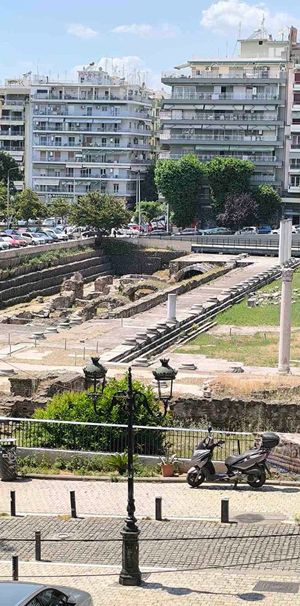 Διαμέρισμα για ενοικίαση - Κέντρο Θεσσαλονίκης, - Φωτογραφία 2