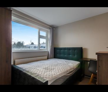 2 Bed Flat, Selly Wick Drive, B29 - Photo 2