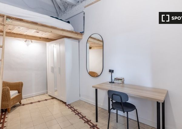 granada, Andalusia 18001