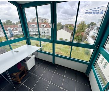 Stilvolles, renoviertes und möbliertes Apartment mit Balkon und TG-... - Foto 1