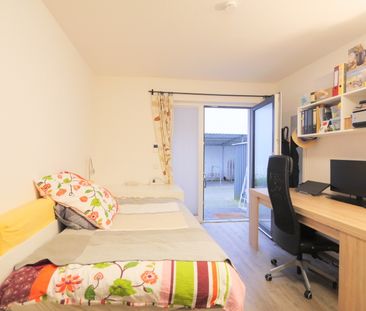 Direkt im Studentenviertel! Möbliertes 1-Zimmer-Appartment - Photo 2