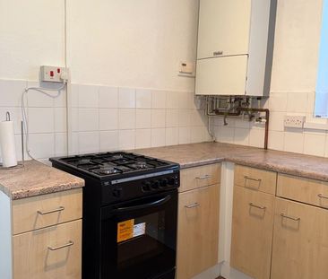 1 Bed Flat, Longbridge Road, IG11 - Photo 5