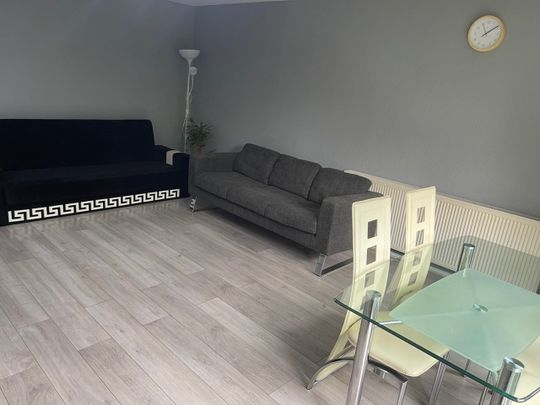 2 Bed Flat, Jasmine Gardens, HA2 - Photo 1