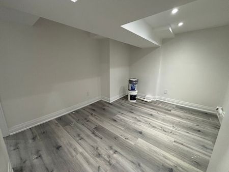 $1,249 / 1 br / 1 ba / 85 east ave S unit 8 - Photo 5