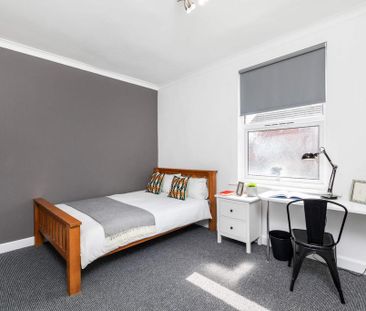 6 bedroom house to rent - Photo 4