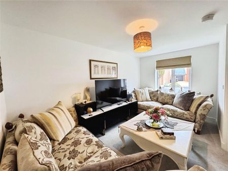 3 bedroom semi-detached house to rent - Photo 3