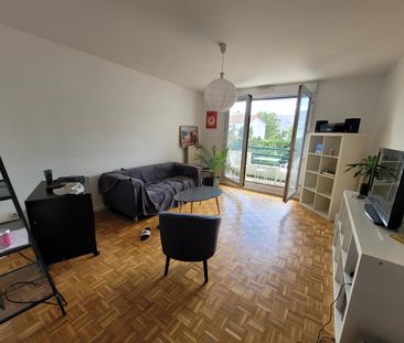 Location Appartement 3 pièces 65m² LYON 8ème - Photo 2