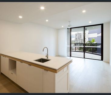 Modern and Stylish Property in Vibrant West Village - Your Dream Ho... - Photo 3