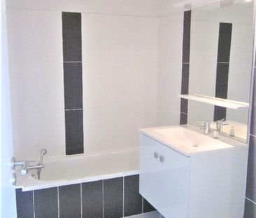 Location Appartement 2 pièces 41m² DOUAI 59500 - Photo 2