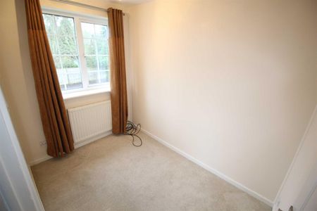 Abbotswood Close, Redditch - Photo 3