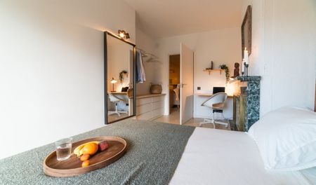 Carrer de Garcilaso, Barcelona, Catalonia 08027 - Photo 2