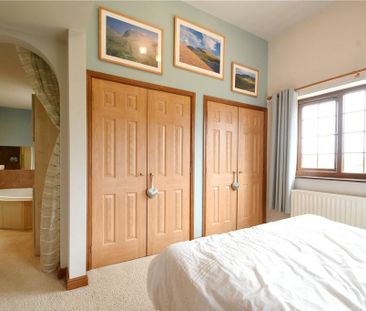 6 bedroom detached house to rent - Photo 3