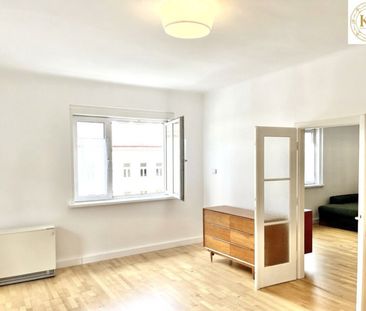 Stilvolle 3-Zimmer-Wohnung mit verglaster Loggia und Grünfläche vor... - Photo 1