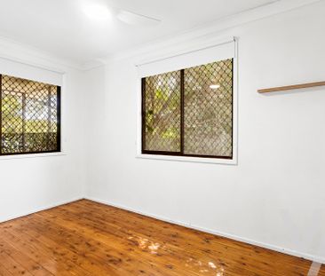 10 Parkhill Parade, Waratah West - Photo 3