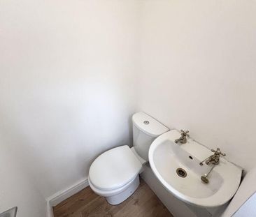 2 bedroom cottage to rent - Photo 6