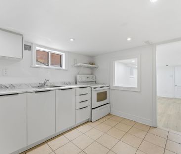 For Lease - 468 Northcliffe Boulevard, Toronto, Ontario - Photo 2