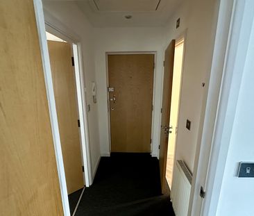 Columbia Road, Ensbury Park, Bournemouth - Photo 1