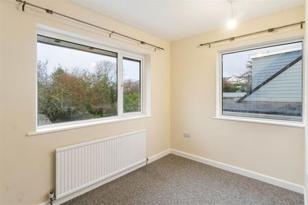 Southland Park Road, Wembury, Plymouth - Photo 3