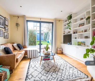 2 bedroom maisonette to rent - Photo 2