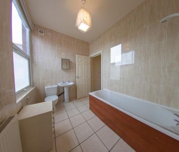 5 bedroom house to rent - Photo 2