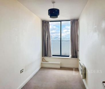2 bedroom apartment to rent - Photo 6