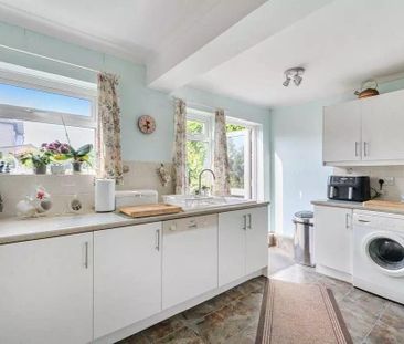 3 bedroom detached house to rent - Photo 3