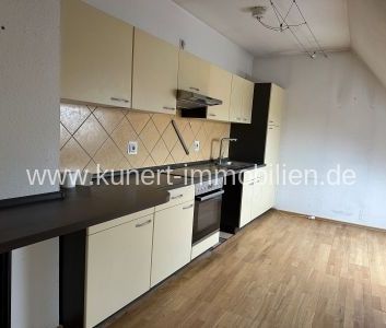 Exklusive 2-Raum-DG-Wohnung mit herrlichem Ausblick über die halles... - Photo 4