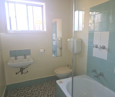 3/66 Lillimur Road, Ormond VIC 3204 - Apartment For Rent | Domain - Photo 4