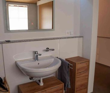 2.5 Zimmer, 80 m², 2. Stock - Photo 2