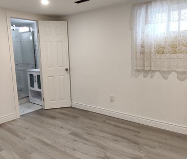 For Lease - 9 Lisburn Crescent Unit# Basement, Toronto, Ontario - Photo 5