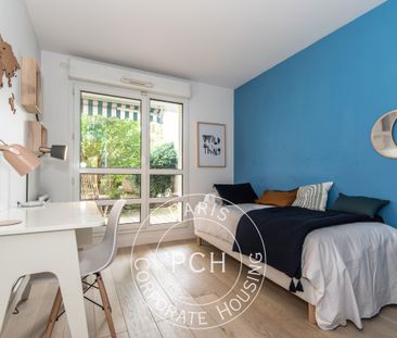 Boulevard Saint Denis, - Photo 4