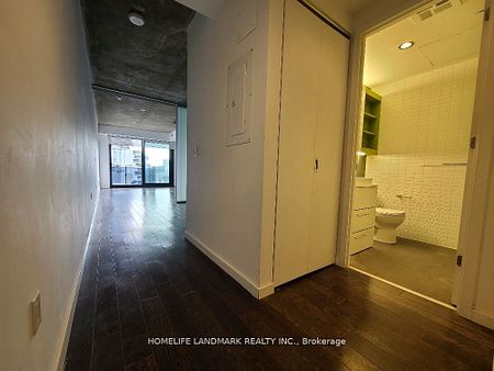 River City I Lofts 51 , #812 - Photo 5